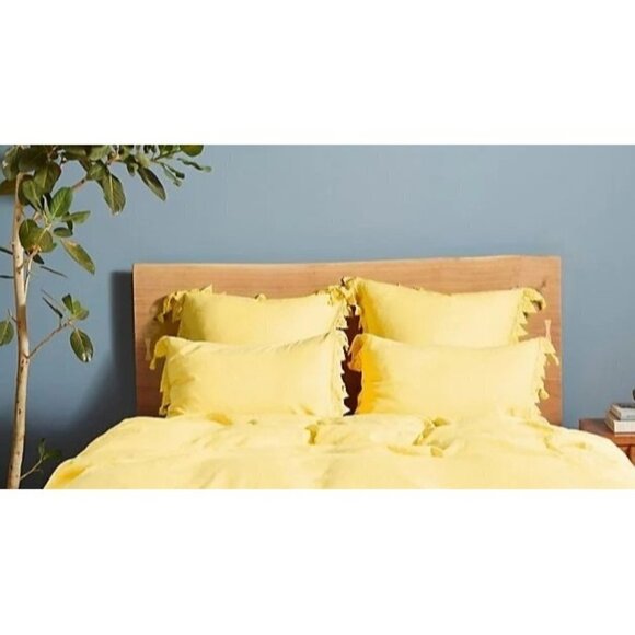 Anthropologie Lime Yellow Scalloped Crochet Pair King Shams Linen Cotton - Picture 1 of 6